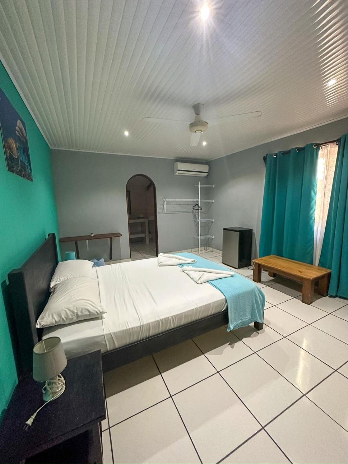 Hospedaje Colibri Manuel Antonio Zewnętrze zdjęcie