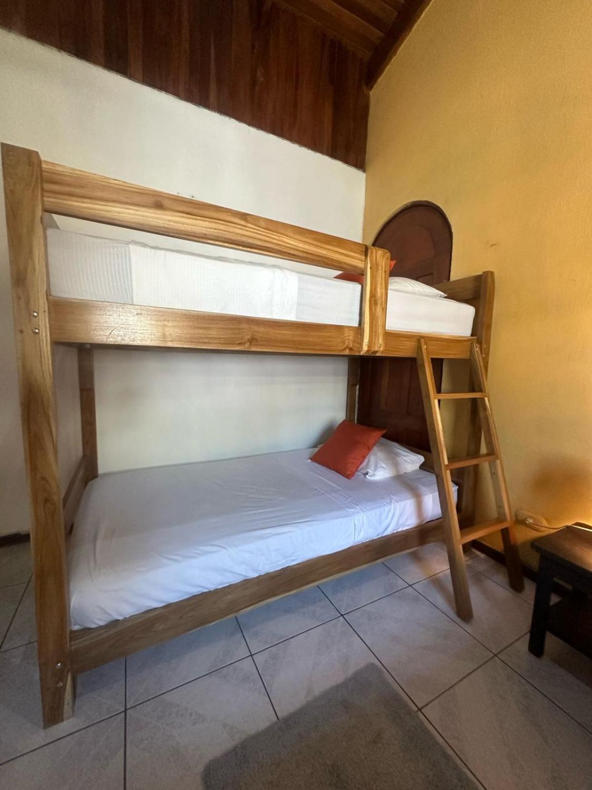 Hospedaje Colibri Manuel Antonio Zewnętrze zdjęcie